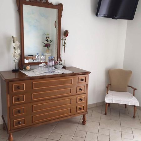 Chambres d'hôtes Chez Coco Saint-Georges-de-Reneins Quarto foto
